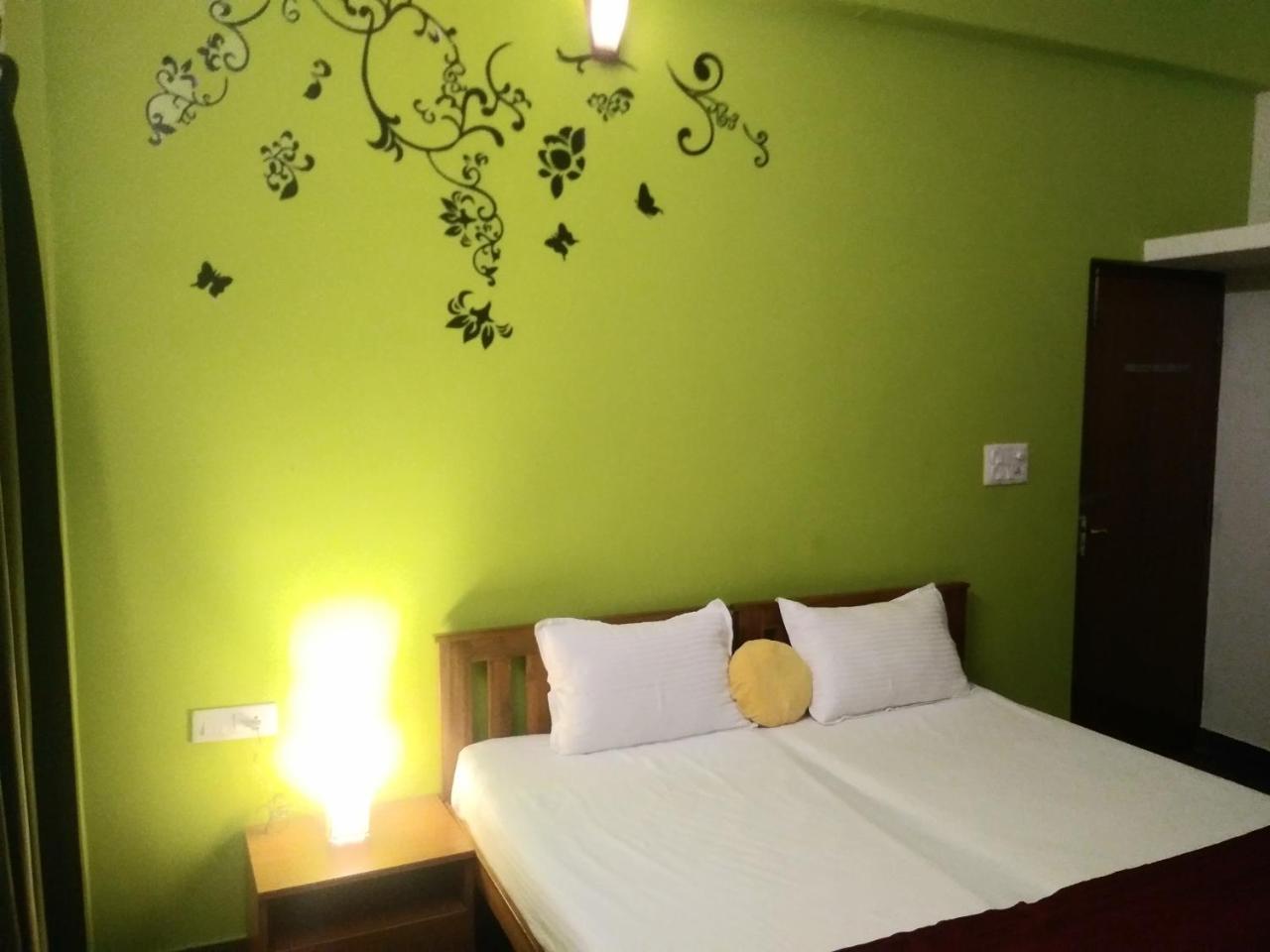 チェンナイ Royale Achaya Bed & Breakfast エクステリア 写真